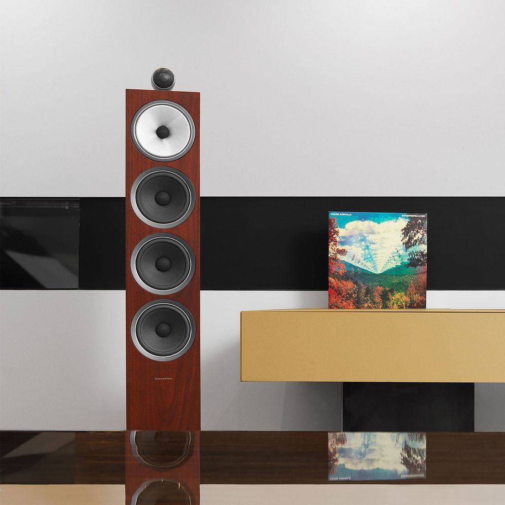 Loa nghe nhạc hi-end B&W 702 S2 