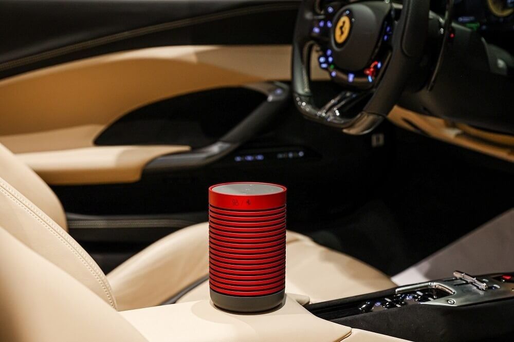 loa-bluetooth-b-o-beosound-explore-ferrari-chinh-hang
