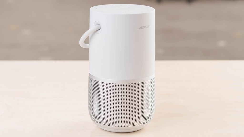 loa-bluetooth-du-lich-he-bose-portable-smart-speaker