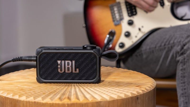 loa-bluetooth-jbl-bandbox-solo-cao-cap
