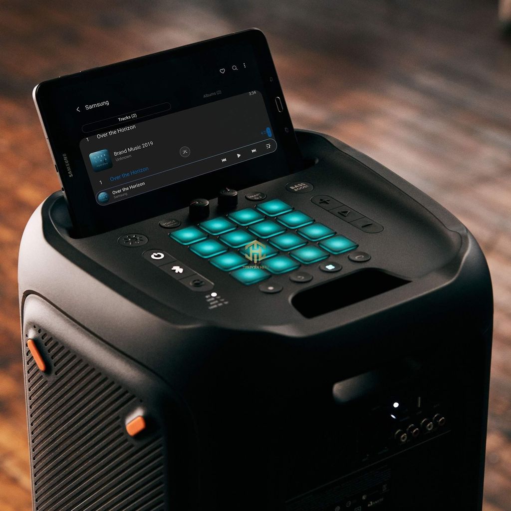 loa-bluetooth-jbl-partybox-1000-thiet-ke-hien-dai