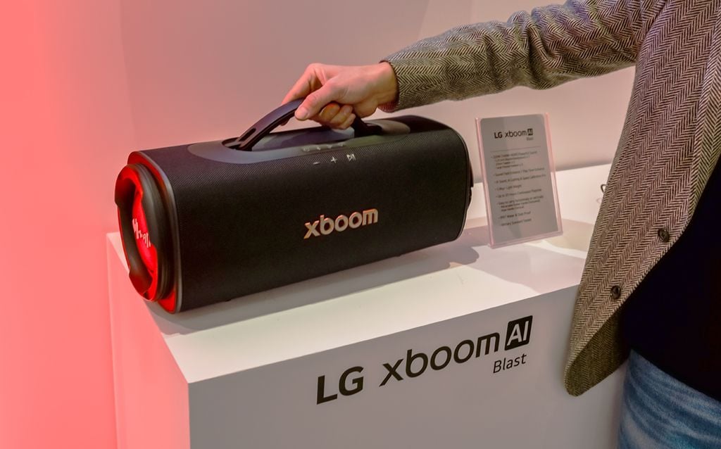 loa-bluetooth-lg-xboom-blast-chinh-hang