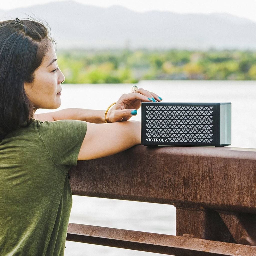 loa-bluetooth-victrola-me2-gia-tot
