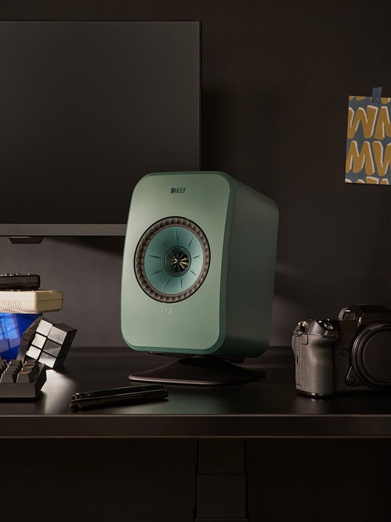 loa-bookshelf-KEF-LSX-II