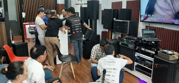 khách chọn mua loa bose s1 pro tại thienvu