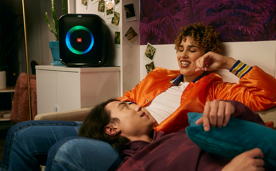 loa-di-dong-mini-jbl-partybox-encore-essential-gia-tot