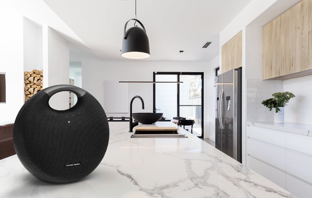 Harman Kardon Onyx Studio 6