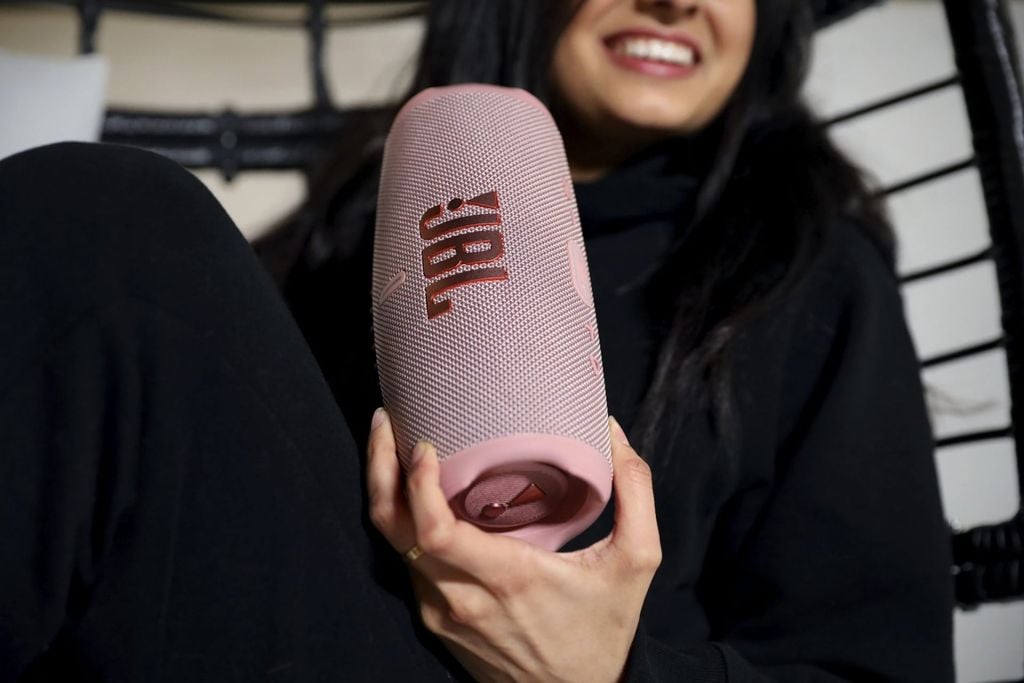 Loa-bluetooth-JBL-Charge-5
