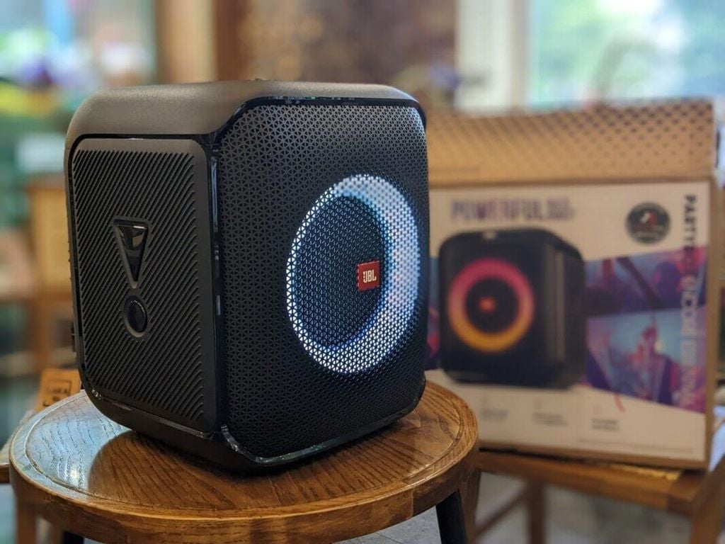 loa-jbl-partybox-encore-chat-luong