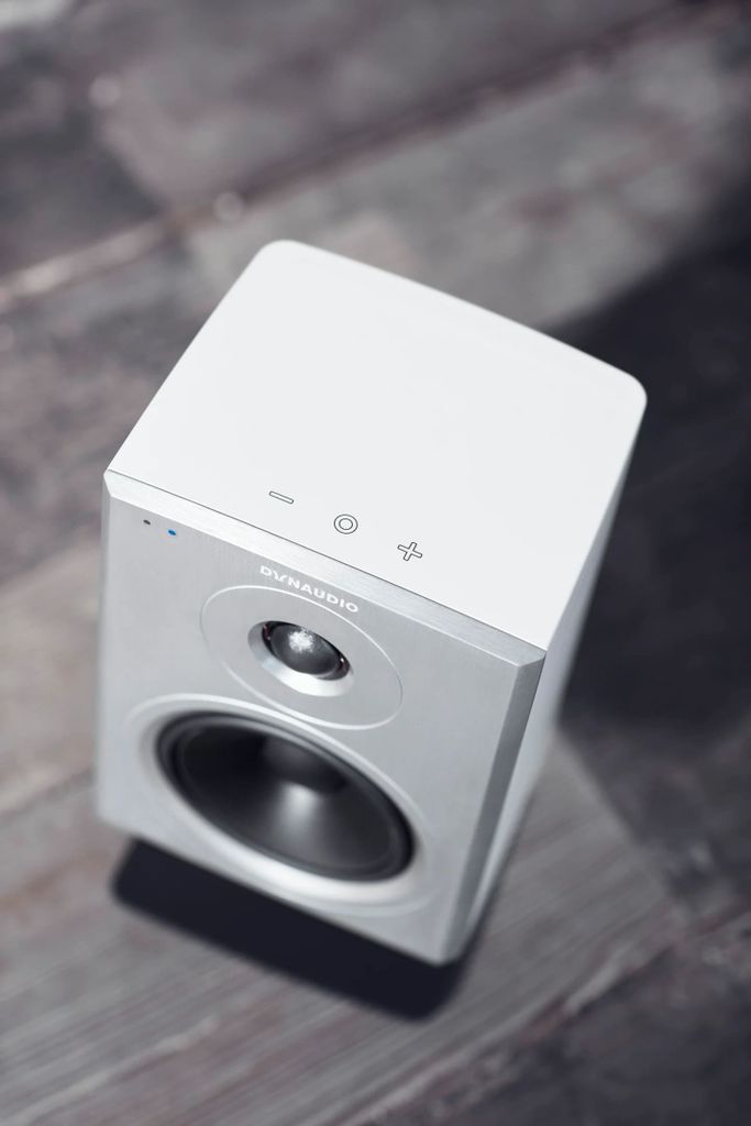 loa-khong-day-Dynaudio-Xeo-10-chinh-hang