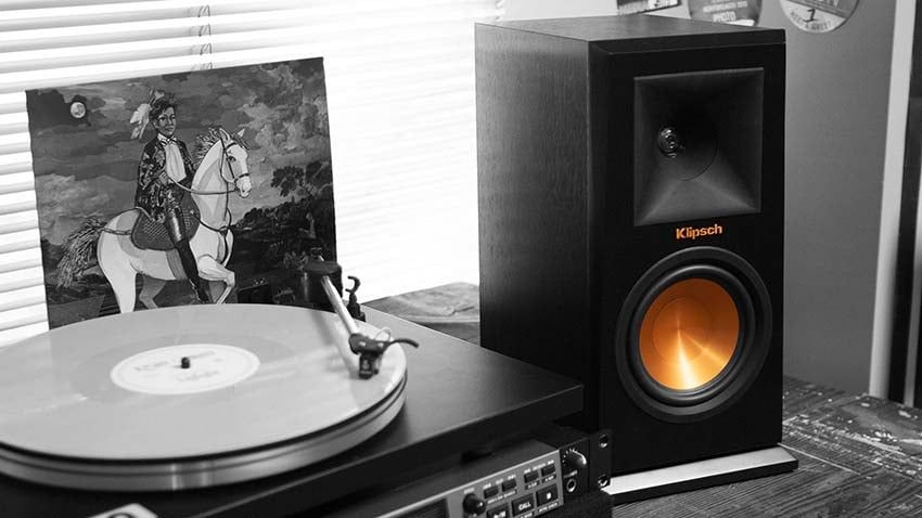  Loa Klipsch R-15M