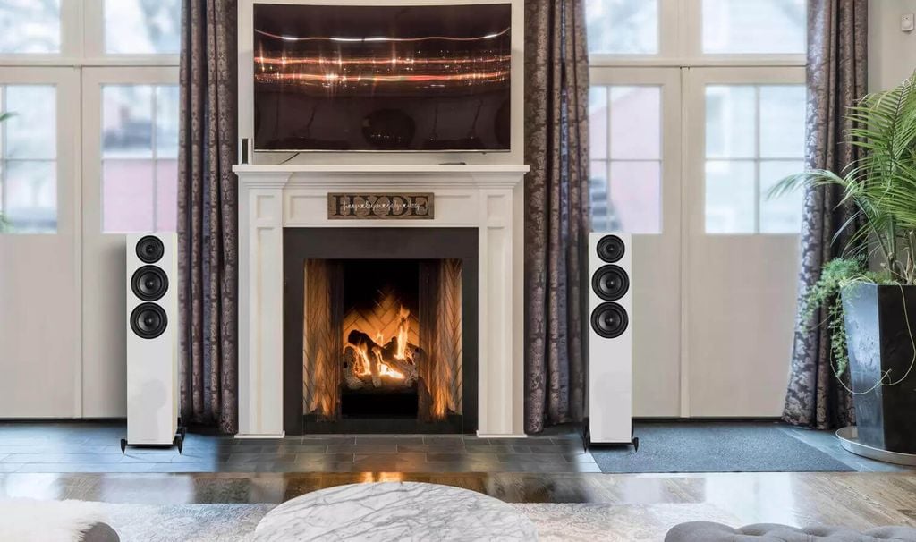 loa-nghe-nhac-hi-fi-wharfedale-diamond-12-4-hien-dai