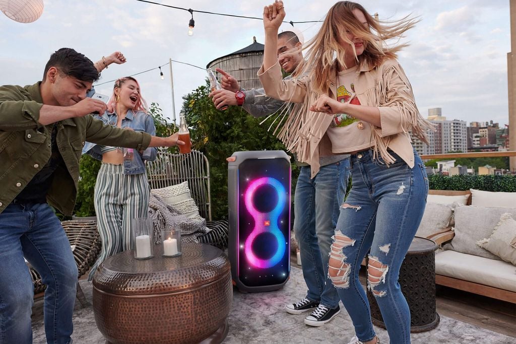 loa-nghe-nhac-jbl-partybox-710-hien-dai