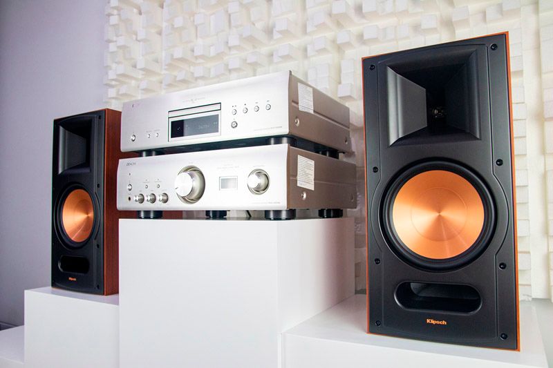 Loa bookshelf Klipsch RB 81II 