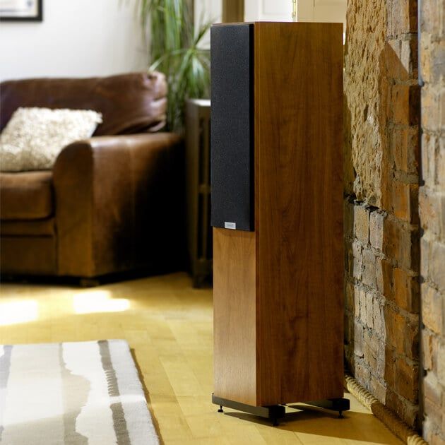 loa nghe nhac tannoy mercury 7.4 cao cap gia tot