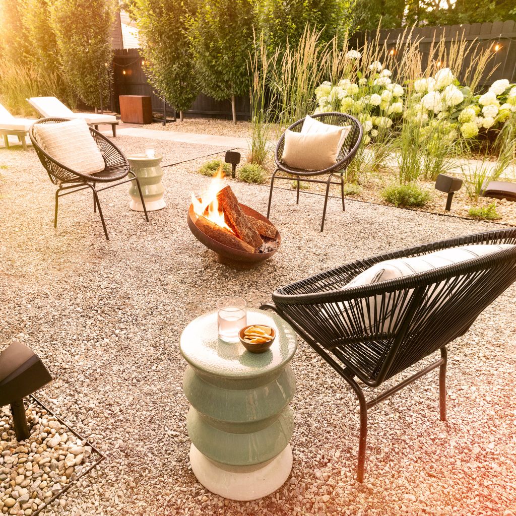 loa-san-vuon-klipsch-courtyard-2-0-chong-nuoc