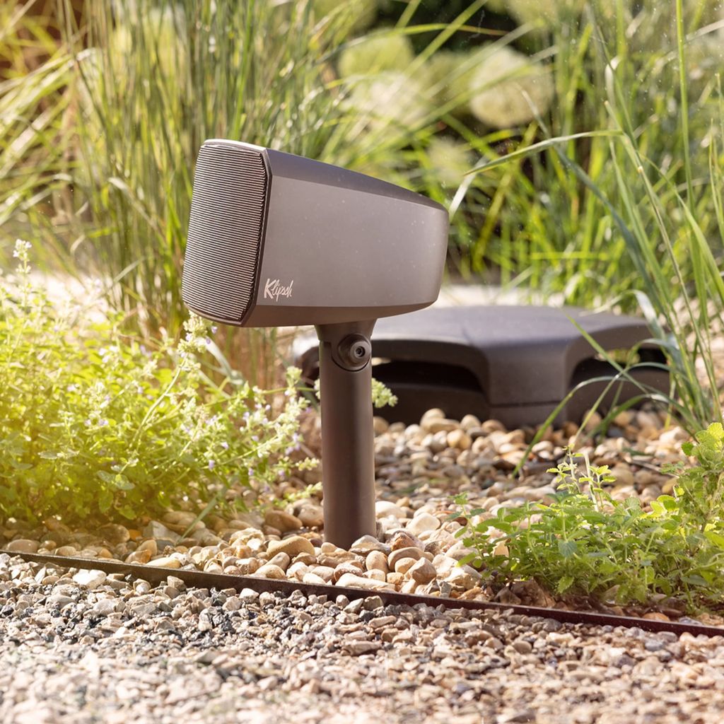 loa-san-vuon-klipsch-courtyard-4-1-chong-nuoc-tot