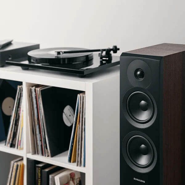 loa-xem-phim-tet-dynaudio-emit-30