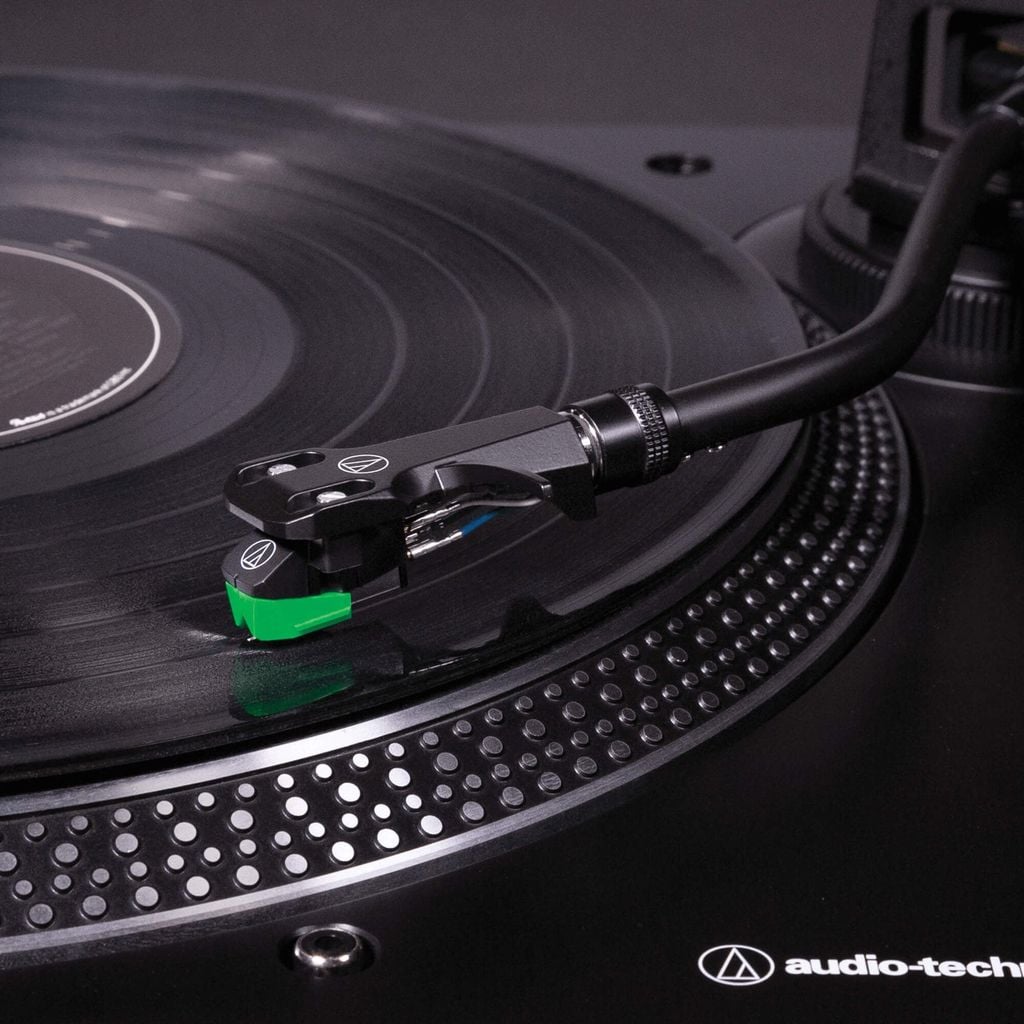 mua mam dia than co dien cao cap audio technica 