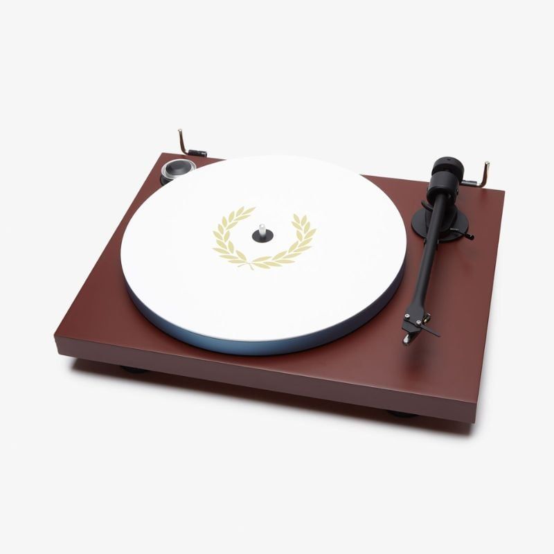 mam-dia-than-pro-ject-record-deck-chinh-hang-mua-o-dau