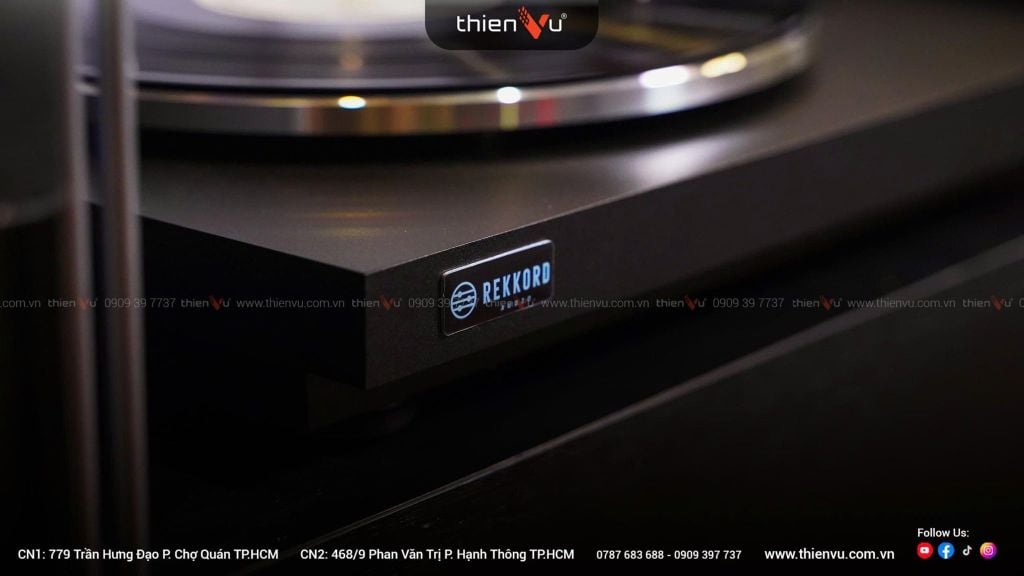 mam-dia-than-rekkord-audio-f110p-uu-dai-tot