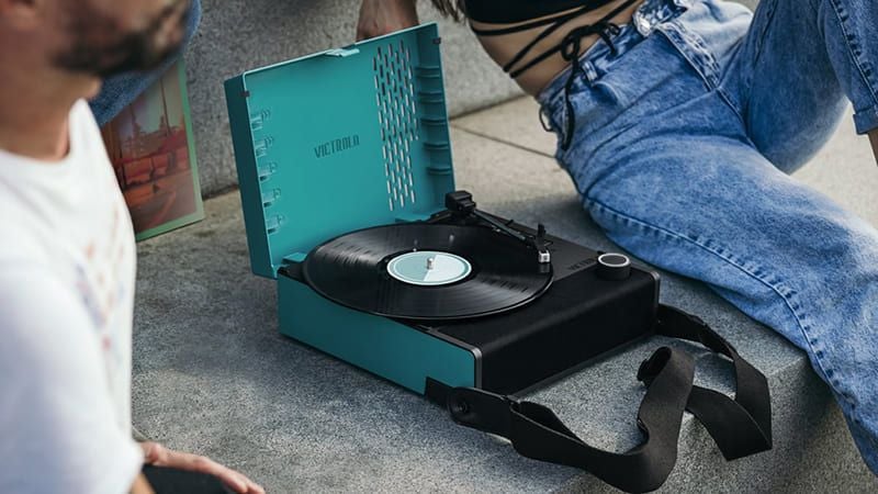 mam-dia-than-victrola-revolution-go-hien-dai
