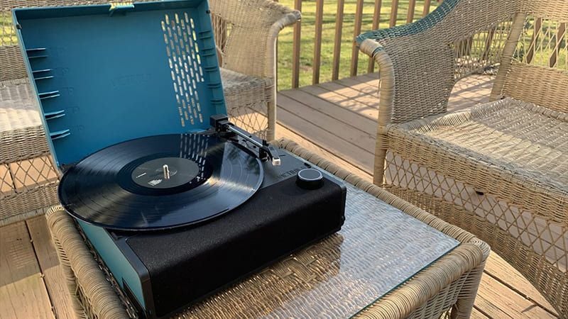 mam-dia-than-victrola-revolution-go-moi-nhat