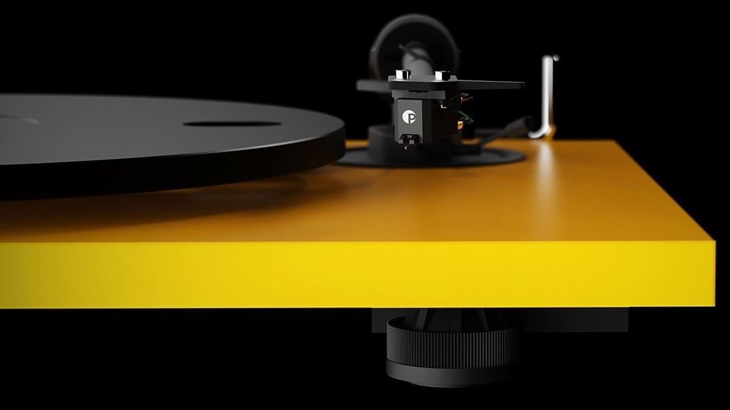 ra-mat-mam-than-pro-ject-e1-2-chinh-hang