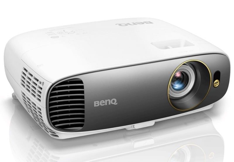 may-chieu-4k-benq-w1700m-chac-chan