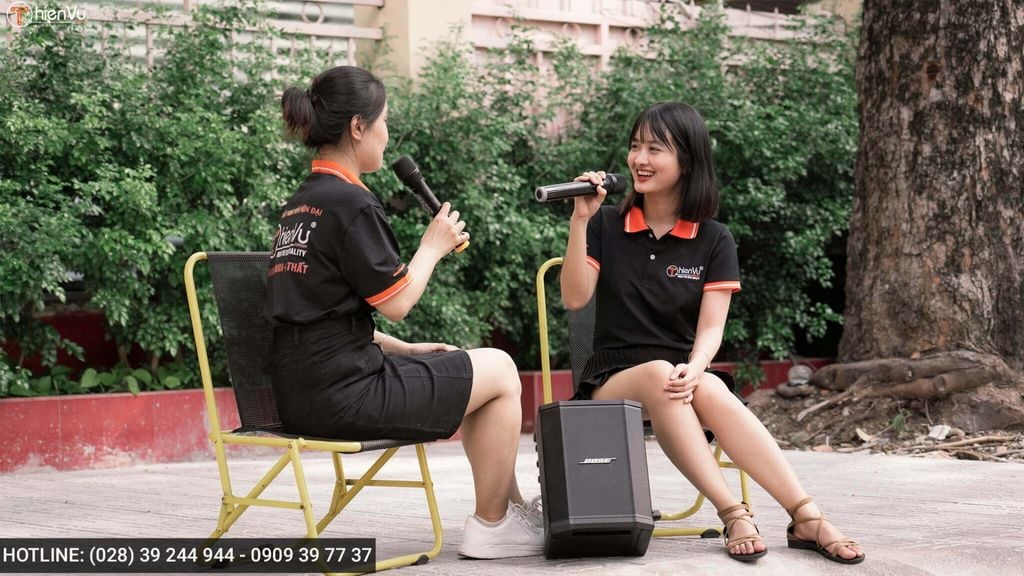 micro-karaoke-khong-day-echo-soundmix-e1-ban-chay-nhat-nam-nay
