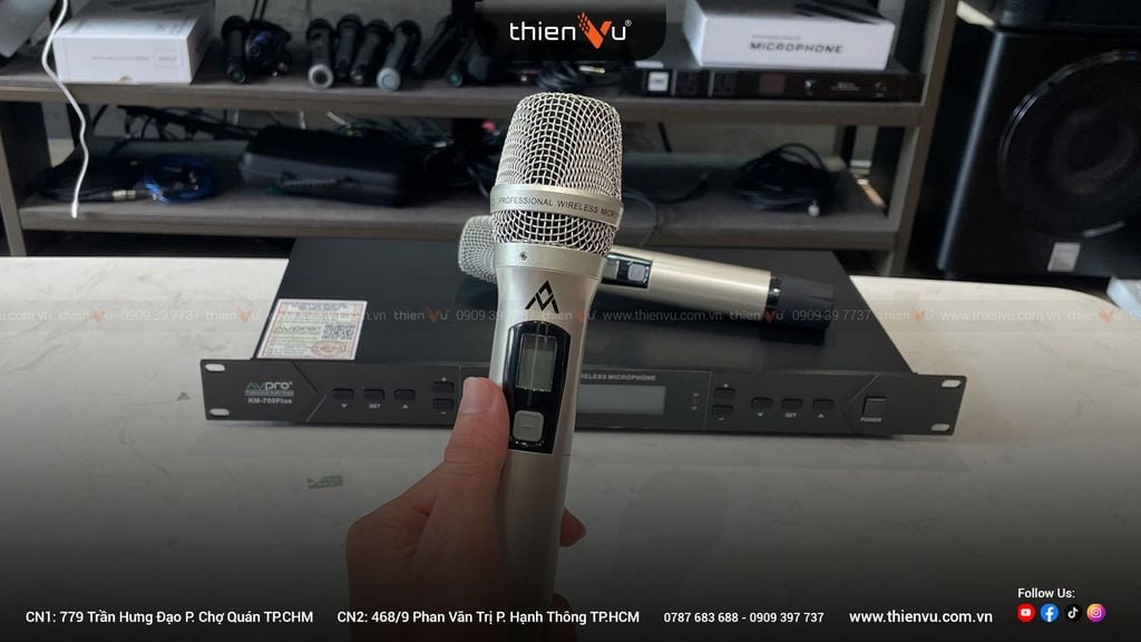 micro-karaoke-tet-khong-day-avpro-km-700-plus