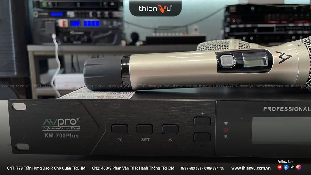 micro-khong-day-avpro-km-700-plus-chinh-hang-100