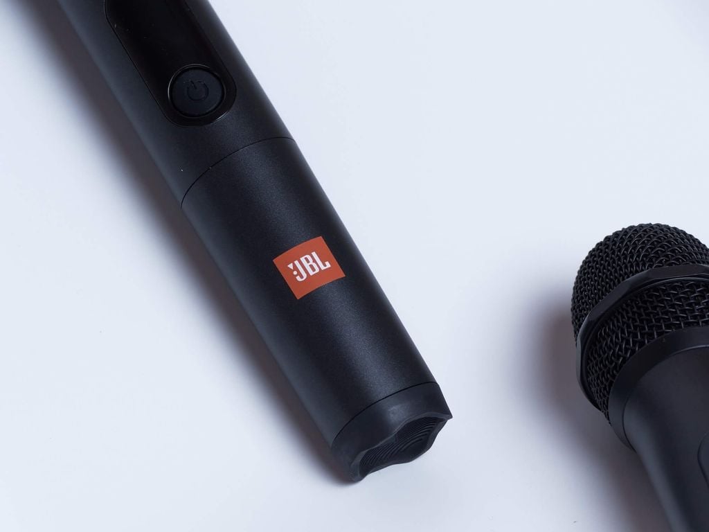 micro-khong-day-jbl-wireless-chinh-hang