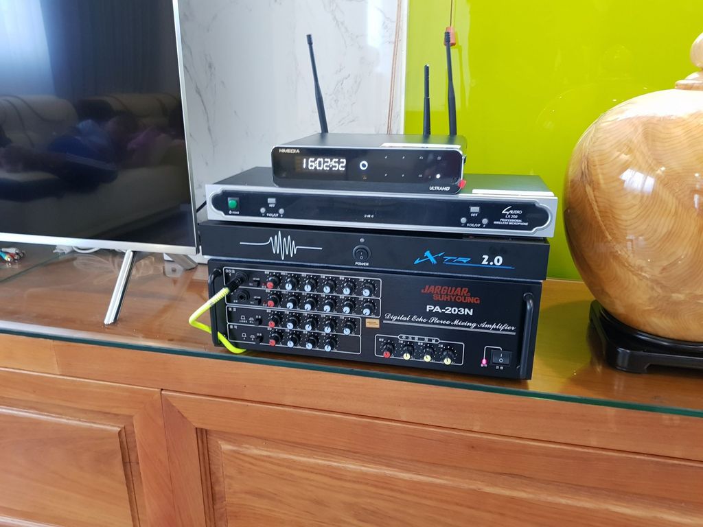 Mua Micro không dây L-Audio LX 250 chất lượng