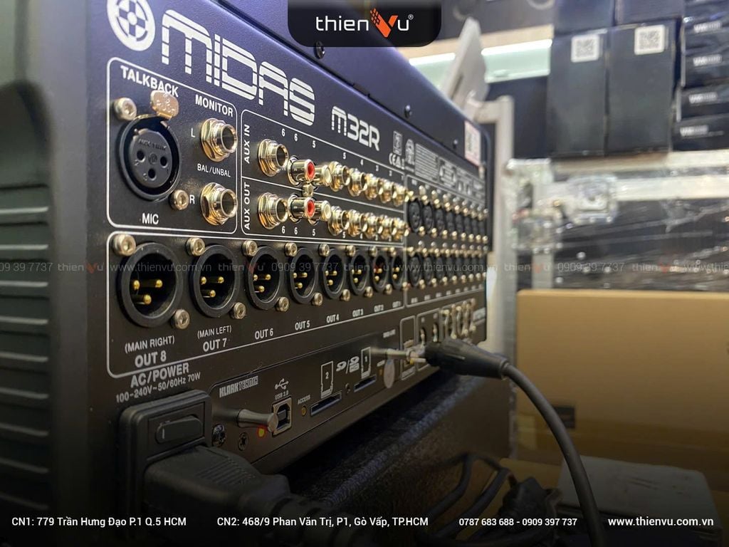 midas-m32r-mixer-chat-luong-cao