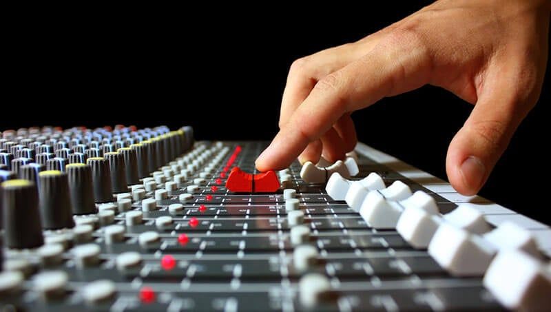 mixer-chinh-hang-thien-vu-audio