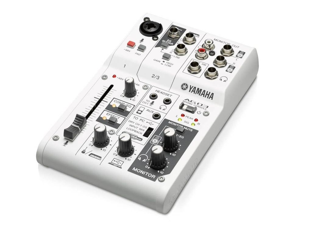 mixer-chinh-hang-yamaha-ag03