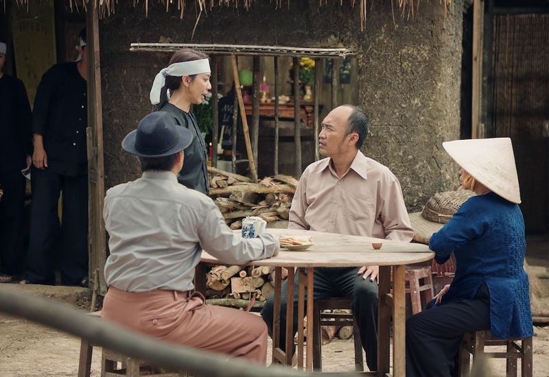 phim-tet-ai-thuong-ai-men