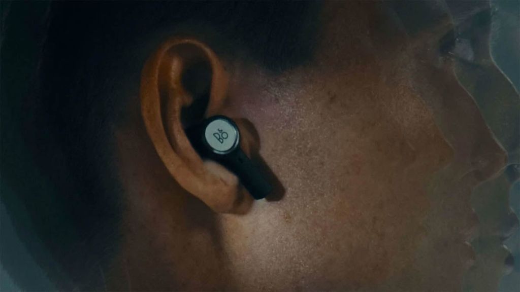 so huu ngay tai nghe b o beoplay eleven chinh hang gia tot