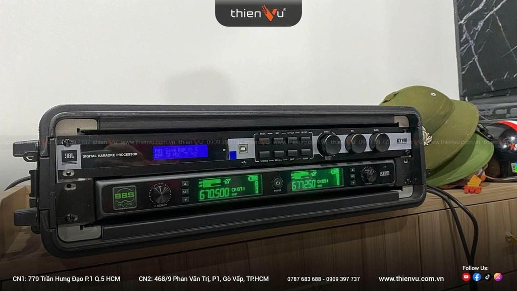 so-sanh-jbl-kx180a-va-jbl-kx-190a-gia-tot