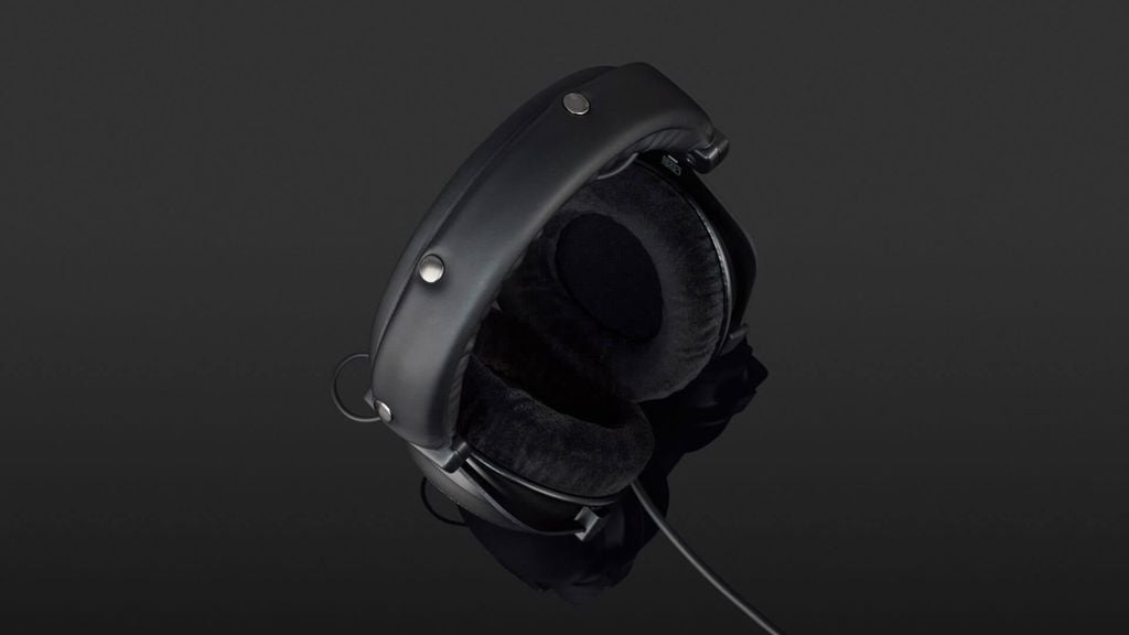 tai-nghe-beyerdynamic-dt880-pro-mang-lai-su-thoai-mai