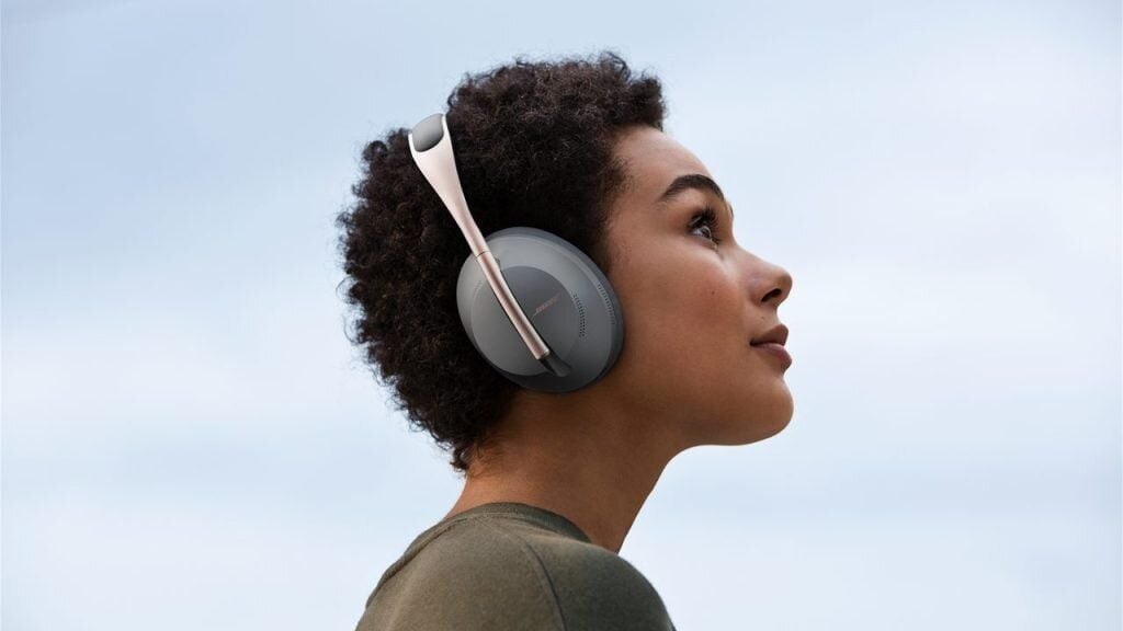 tai-nghe-chong-on-Bose-700-Eclipse-cao-cap