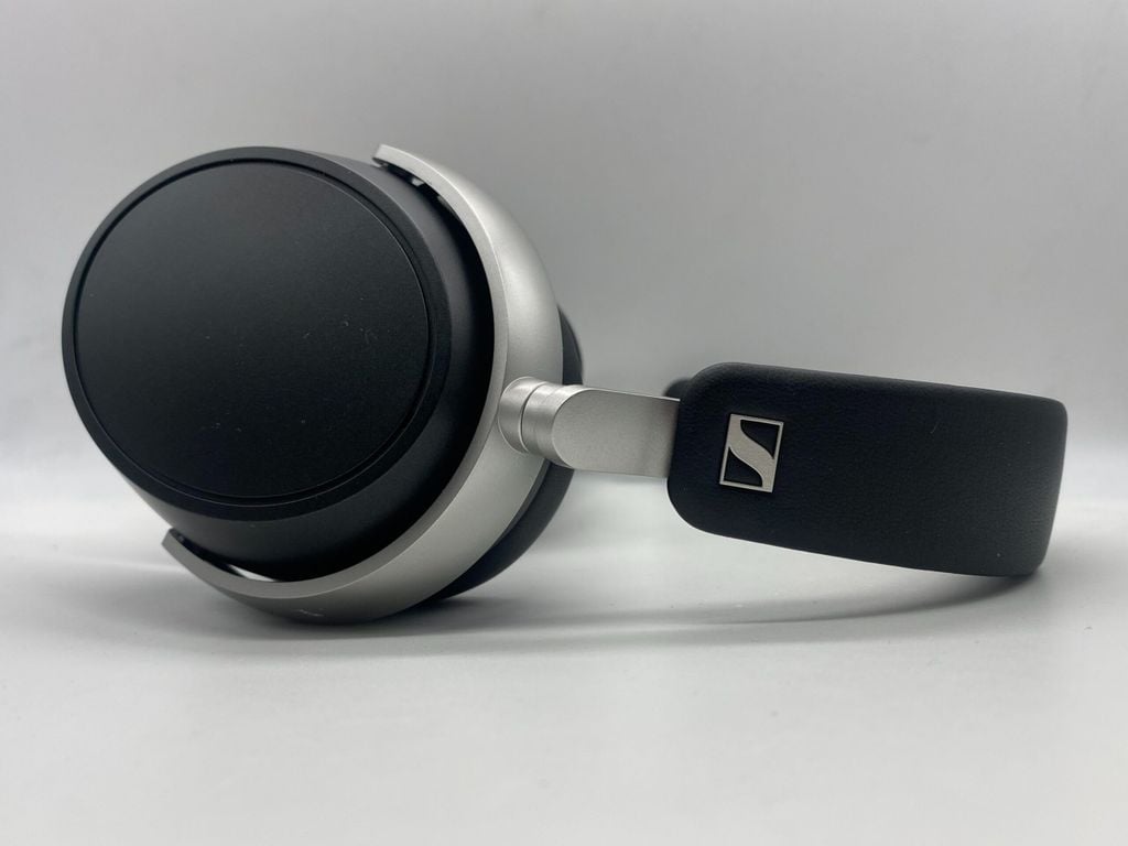 tai-nghe-chup-tai-Sennheiser-HDB-630-cao-cap