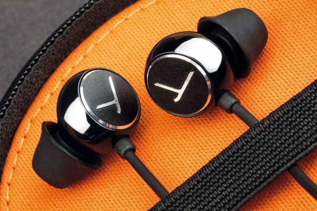 tai-nghe-in-ear-beyerdynamic-soul-byrd-voi-ngoai-hinh-sang-trong