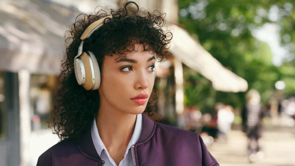 tai-nghe-over-ear-bowers-wilkins-px8-chinh-hang