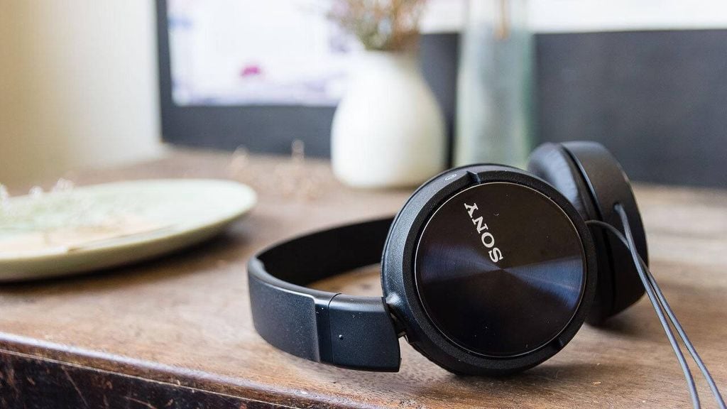 Tai Nghe Sony MDR-ZX110AP - Thiết Kế Gọn Nhẹ, Chất Liệu Bền Bỉ