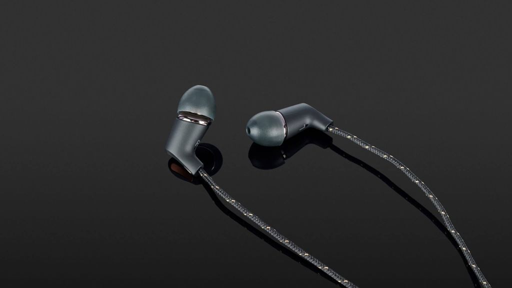tai-nghe-true-wireless-klipsch-t5-neckband-hieu-suat-am-thanh-an-tuong