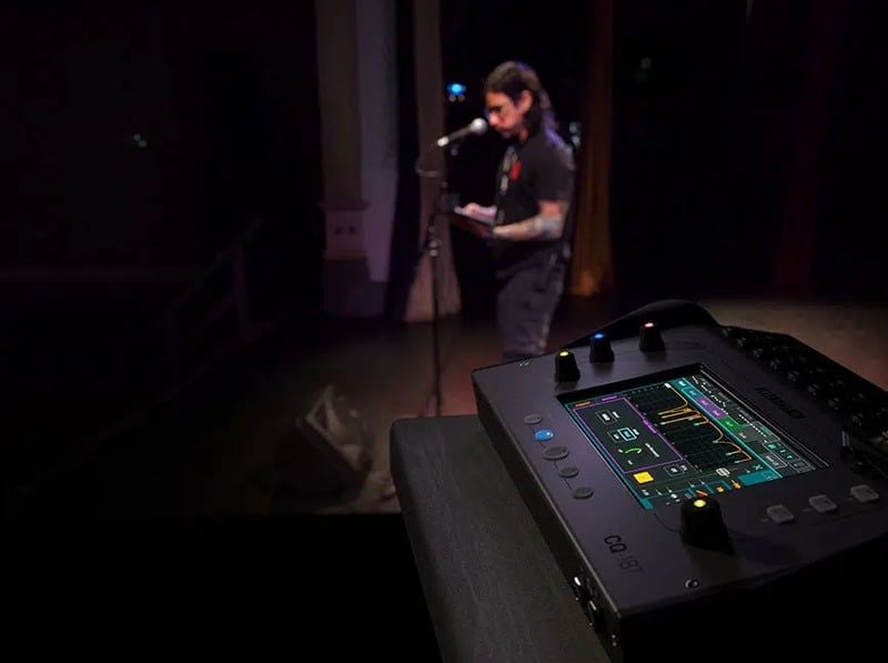 thiet-bi-ban-dj-allen-heath-cq-18t