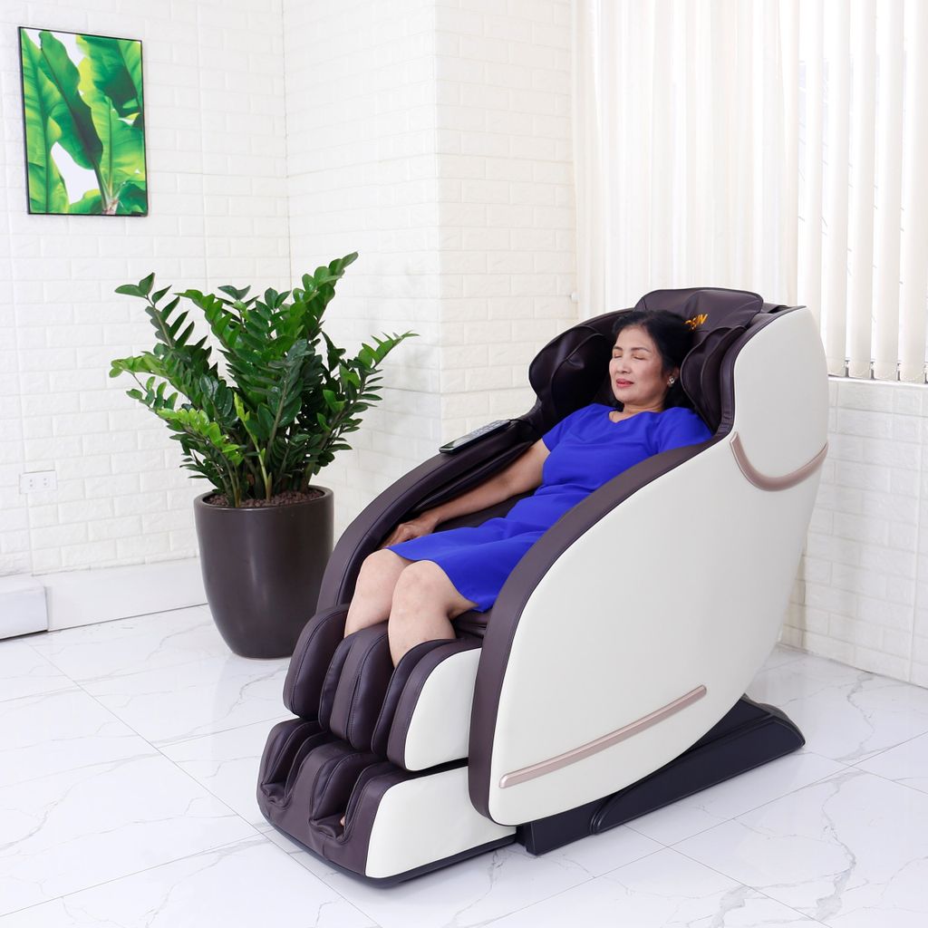 thiet-bi-massage-tang-me-vao-ngay-cua-me