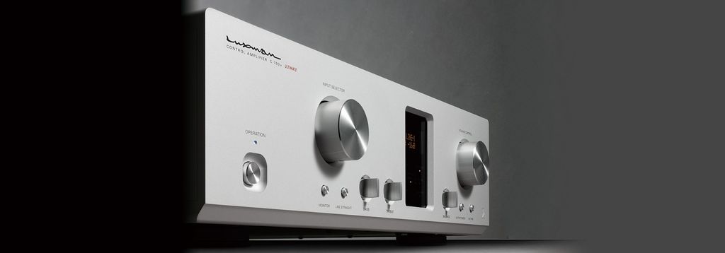 thiet-ke-dep-mat-cua-amply-nghe-nhac-luxman-700u